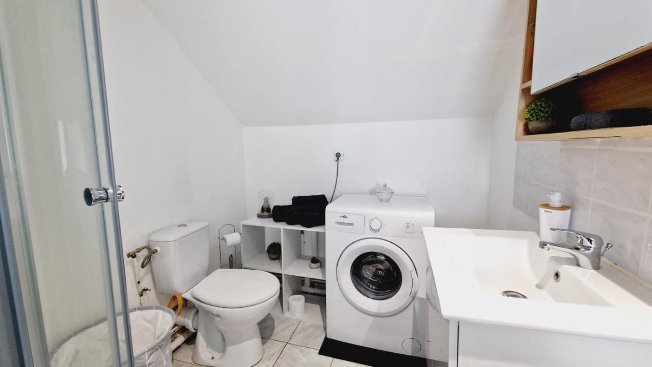 J.Mo Home - Louvroil - Calme - Ideal Couple - Deplacement Pro מראה חיצוני תמונה